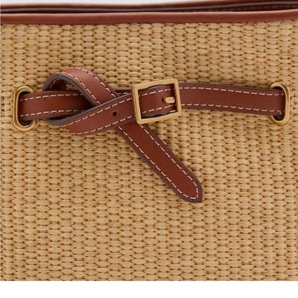 NWT MANGO
Women's Buckle Detail Canvas Bucket Bag - Picture 4 of 6